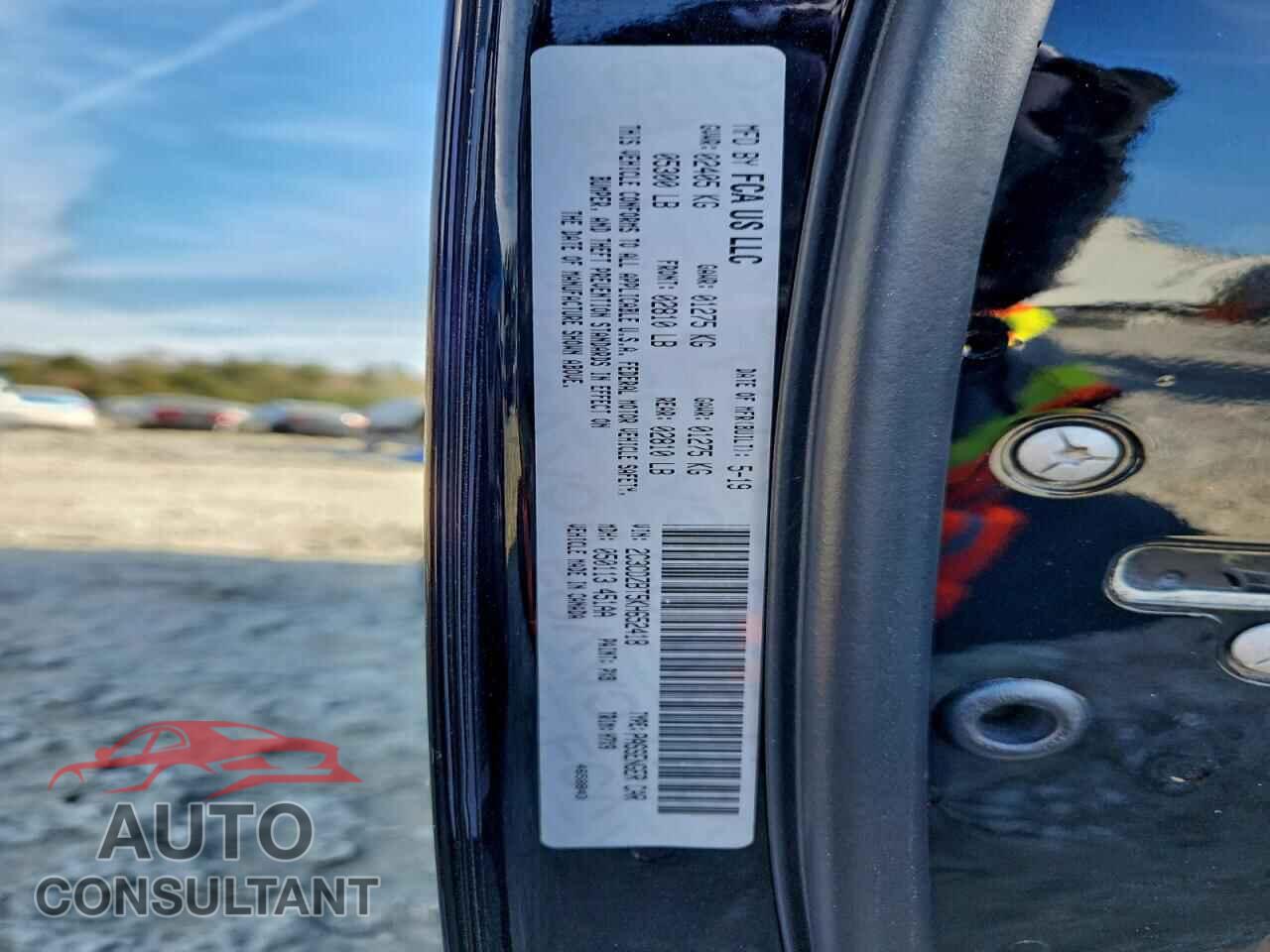DODGE CHALLENGER 2019 - 2C3CDZBT5KH652418
