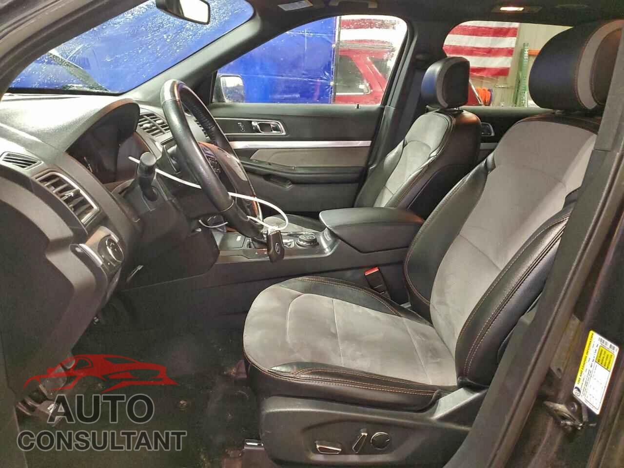 FORD EXPLORER 2017 - 1FM5K8D82HGC28286