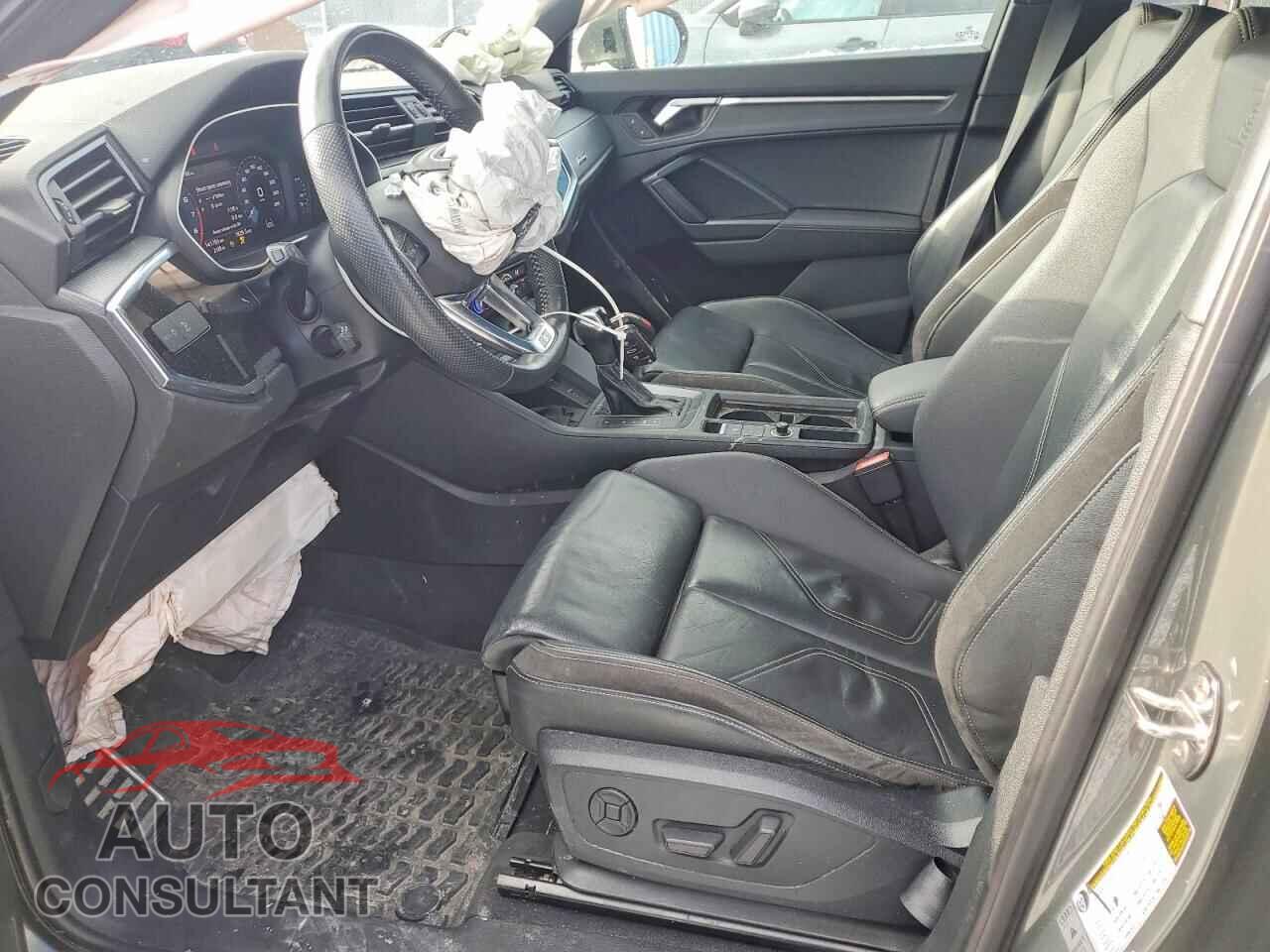 AUDI Q3 2020 - WA1EECF37L1017672