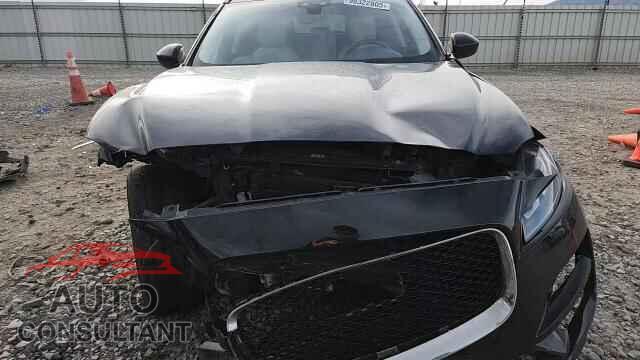 JAGUAR F-PACE 2019 - SADCK2FX3KA366690
