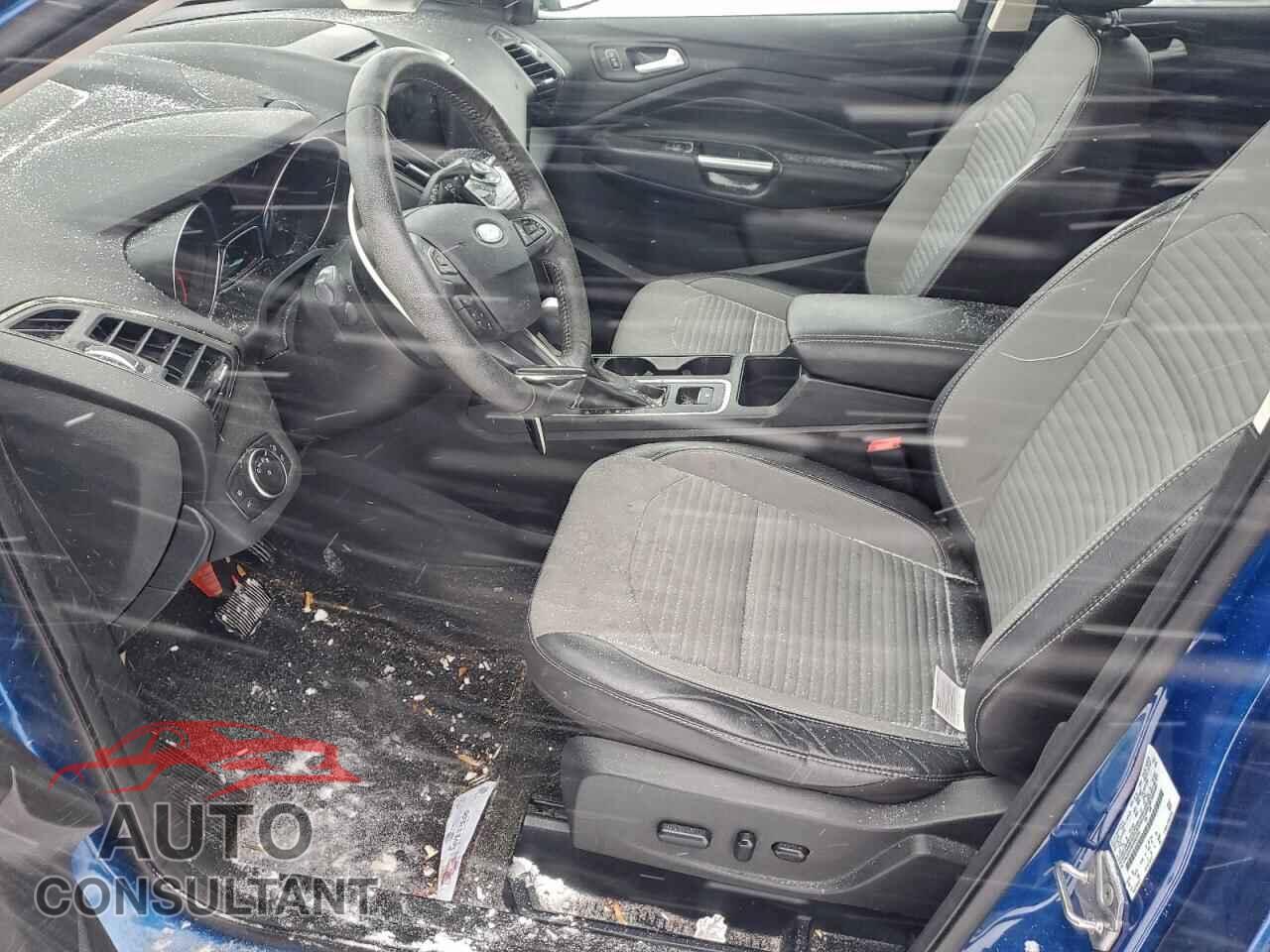 FORD ESCAPE 2017 - 1FMCU0JD9HUB21080