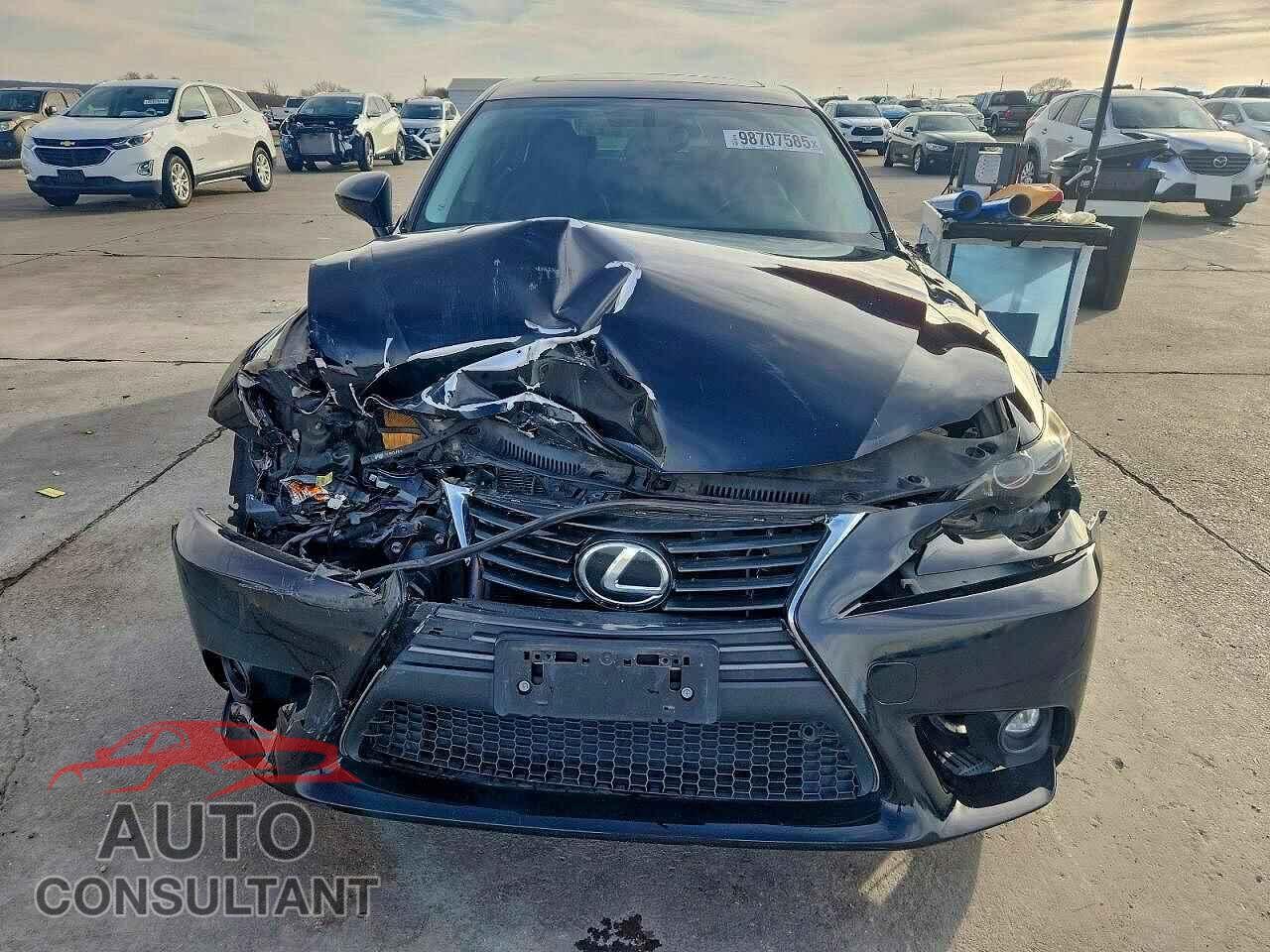 LEXUS IS 2015 - JTHBF1D26F5075143