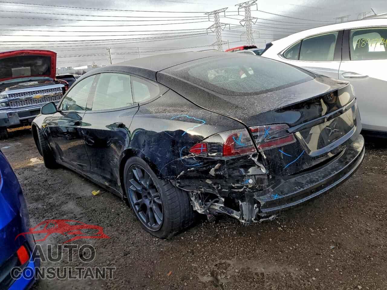 TESLA MODEL S 2022 - 5YJSA1E58NF462427