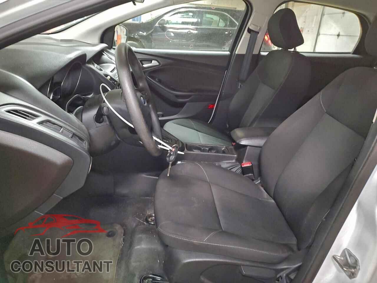 FORD FOCUS 2016 - 1FADP3FE6GL331231