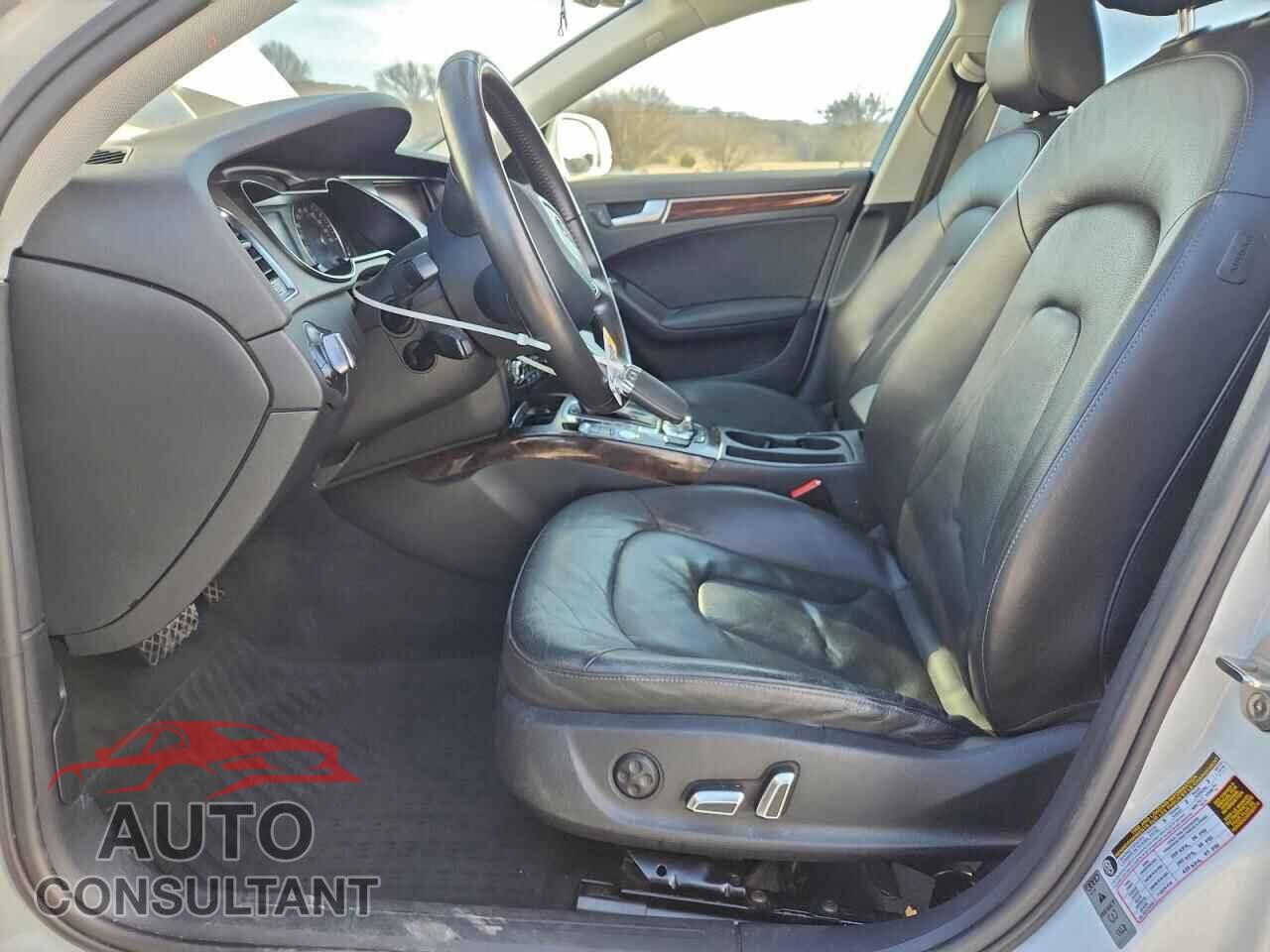 AUDI A4 2013 - WAUFFAFL7DA170112