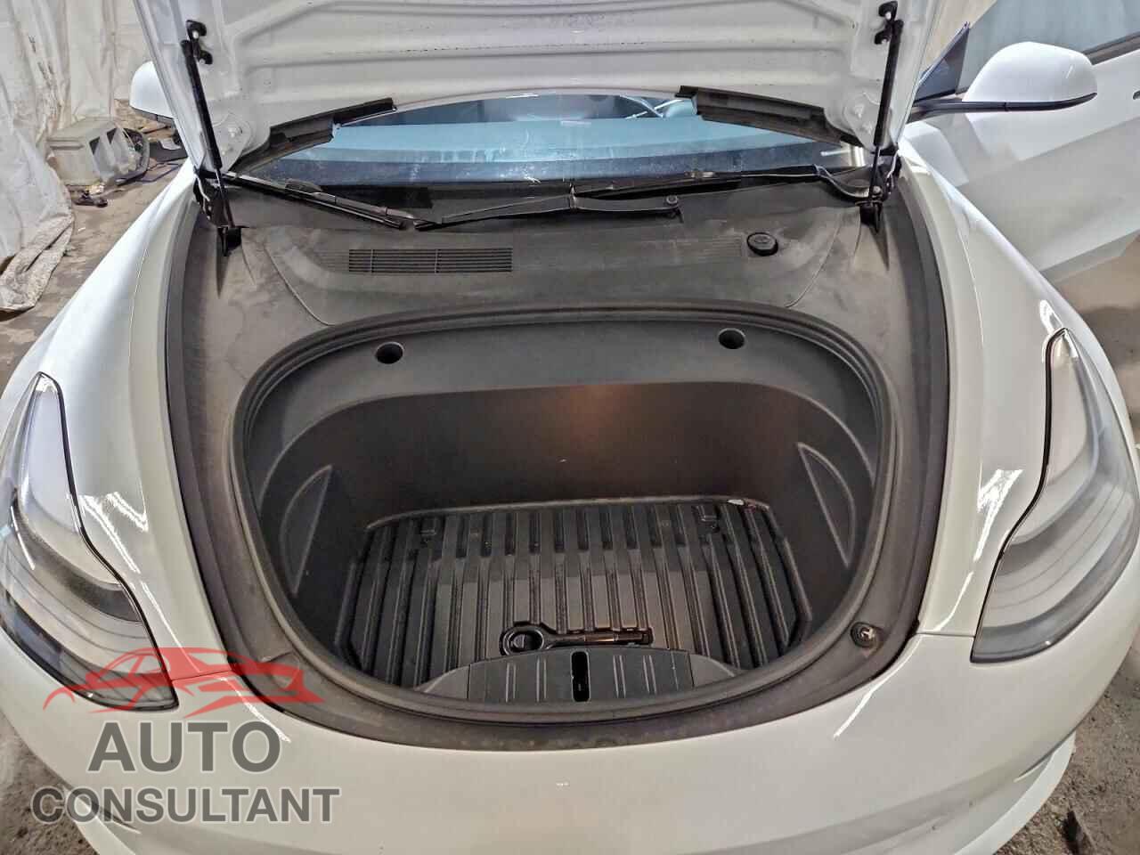 TESLA MODEL 3 2023 - 5YJ3E1EAXPF420575