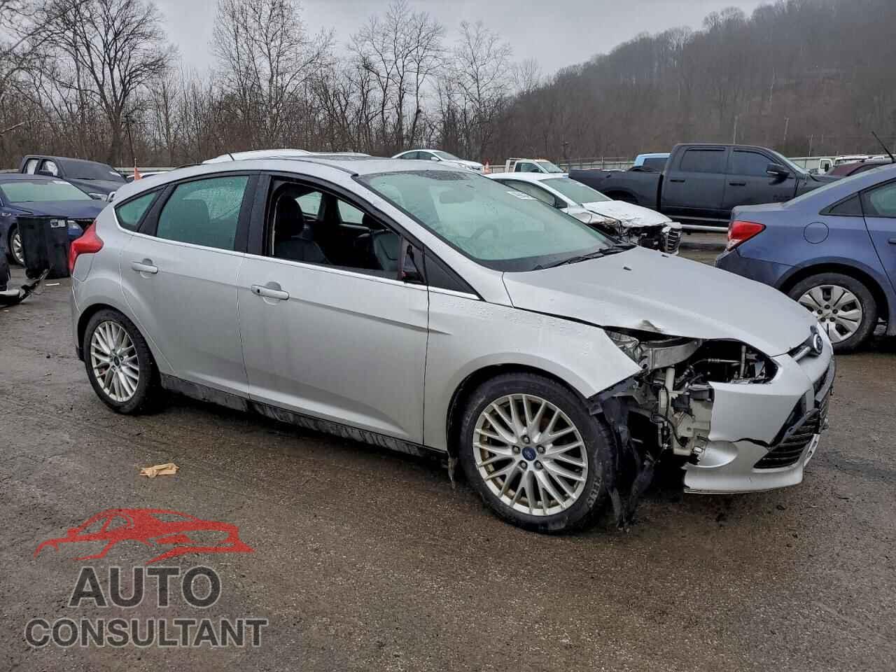 FORD FOCUS 2014 - 1FADP3N29EL116379