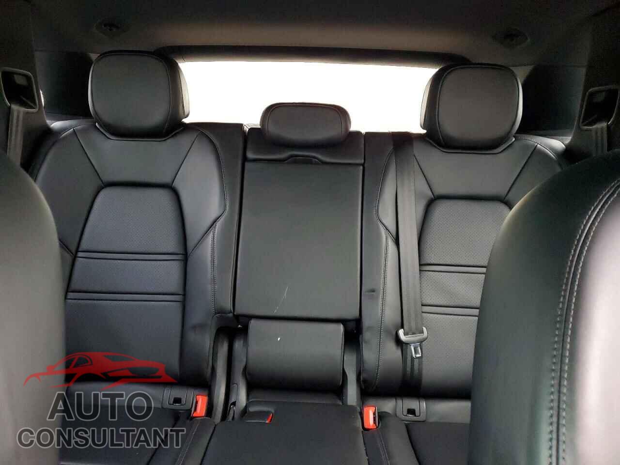 PORSCHE CAYENNE 2019 - WP1AA2AY7KDA01142