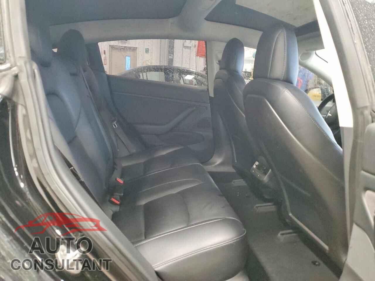 TESLA MODEL 3 2018 - 5YJ3E1EB3JF126774