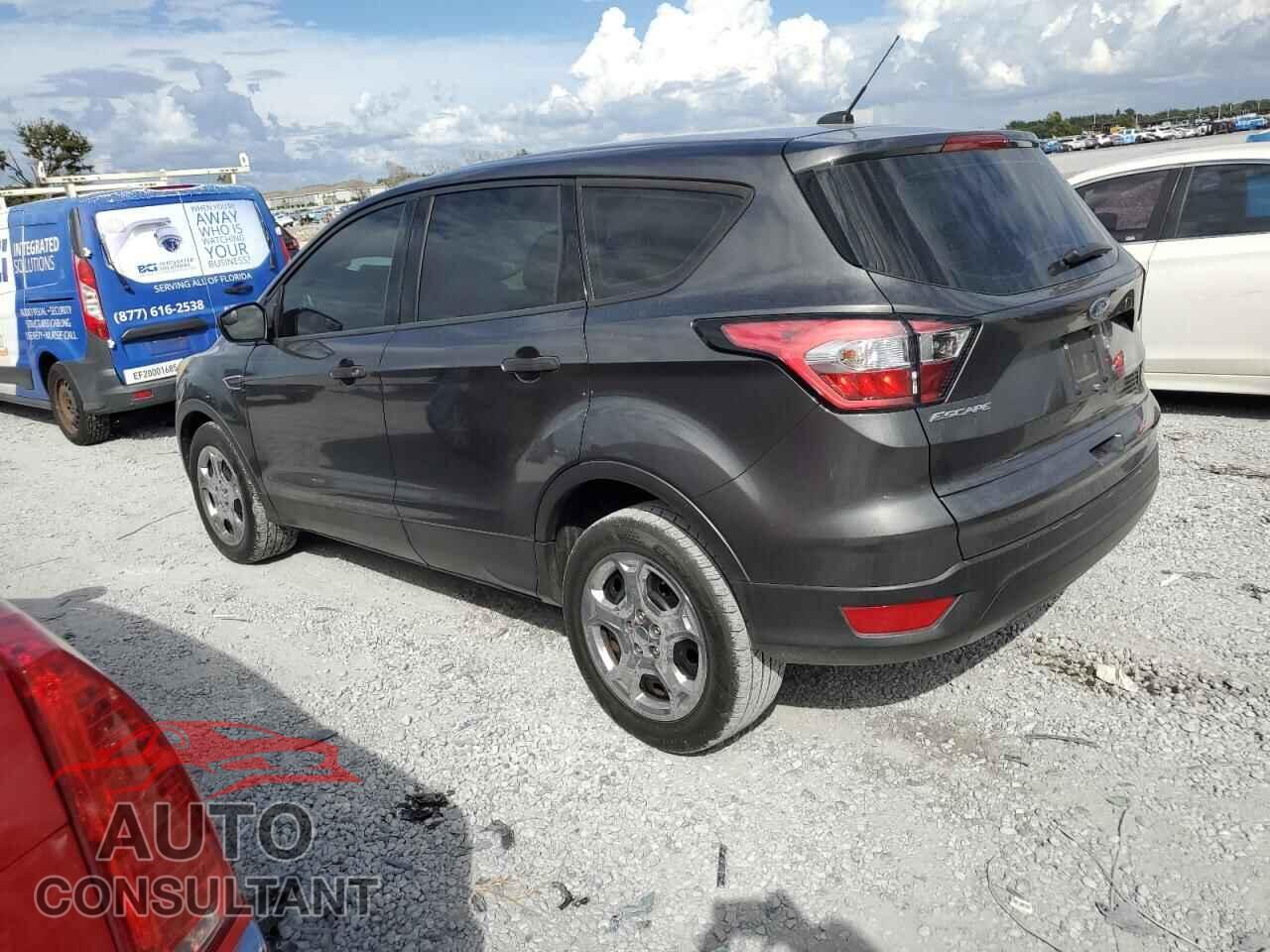 FORD ESCAPE 2017 - 1FMCU0F76HUC73238