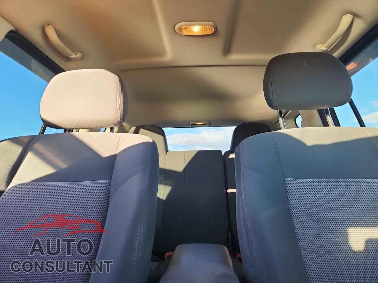 JEEP COMPASS 2011 - 1J4NF1FB8BD134585