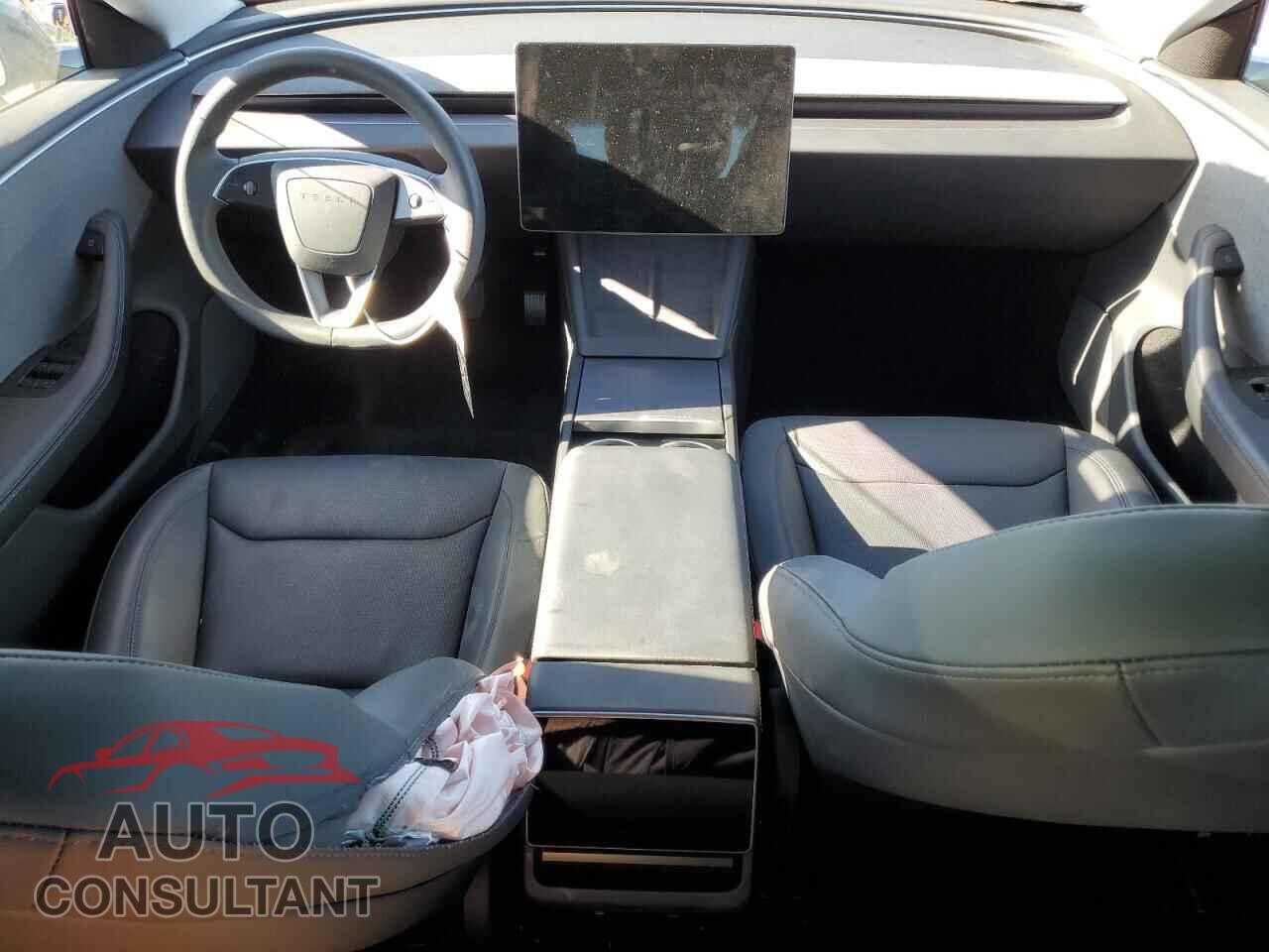 TESLA MODEL 3 2025 - 5YJ3E1EA7SF994057