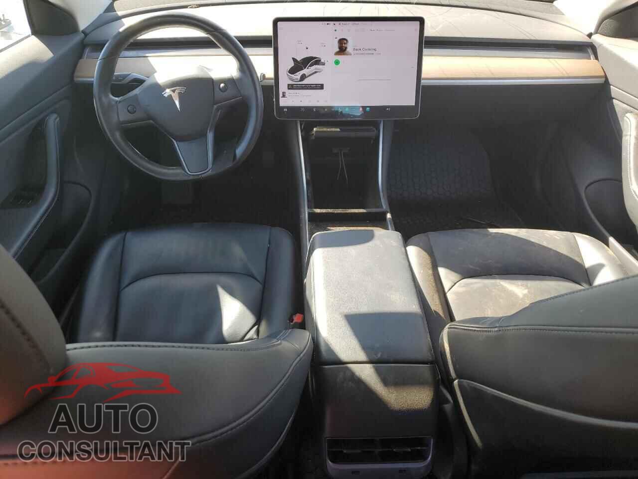 TESLA MODEL 3 2018 - 5YJ3E1EA7JF010579