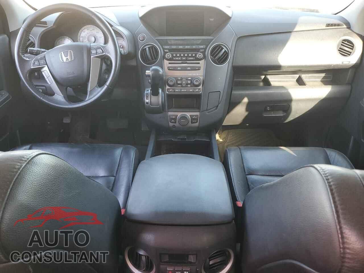HONDA PILOT 2014 - 5FNYF3H6XEB005193