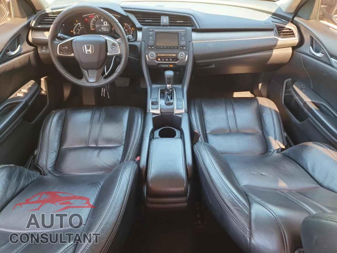HONDA CIVIC 2017 - 19XFC2F58HE020841
