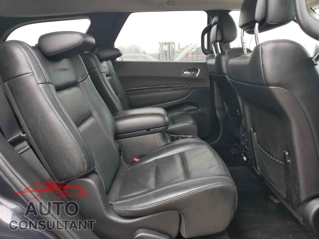 DODGE DURANGO 2013 - 1C4SDJET5DC658729