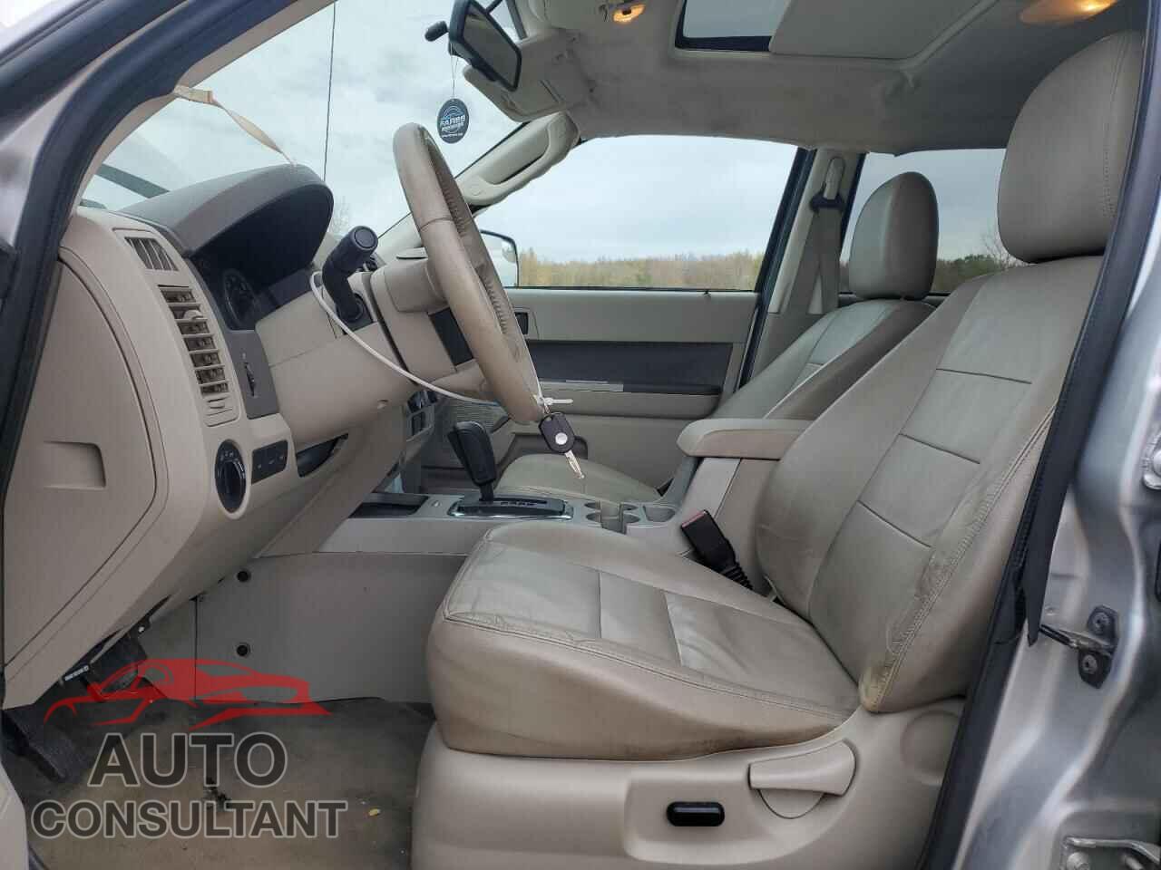 FORD ESCAPE 2010 - 1FMCU9DG7AKC62726