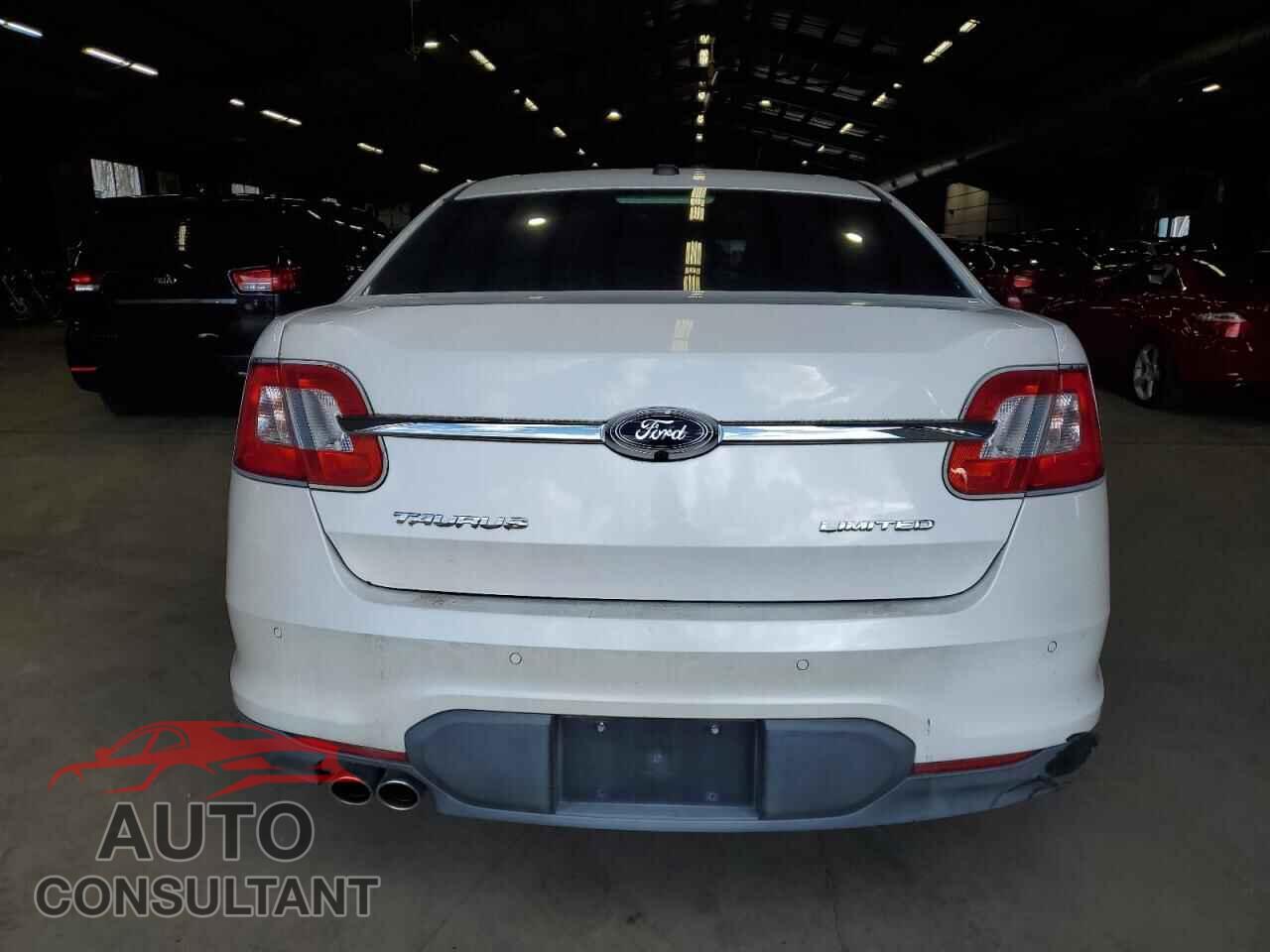 FORD TAURUS 2010 - 1FAHP2FW8AG148126