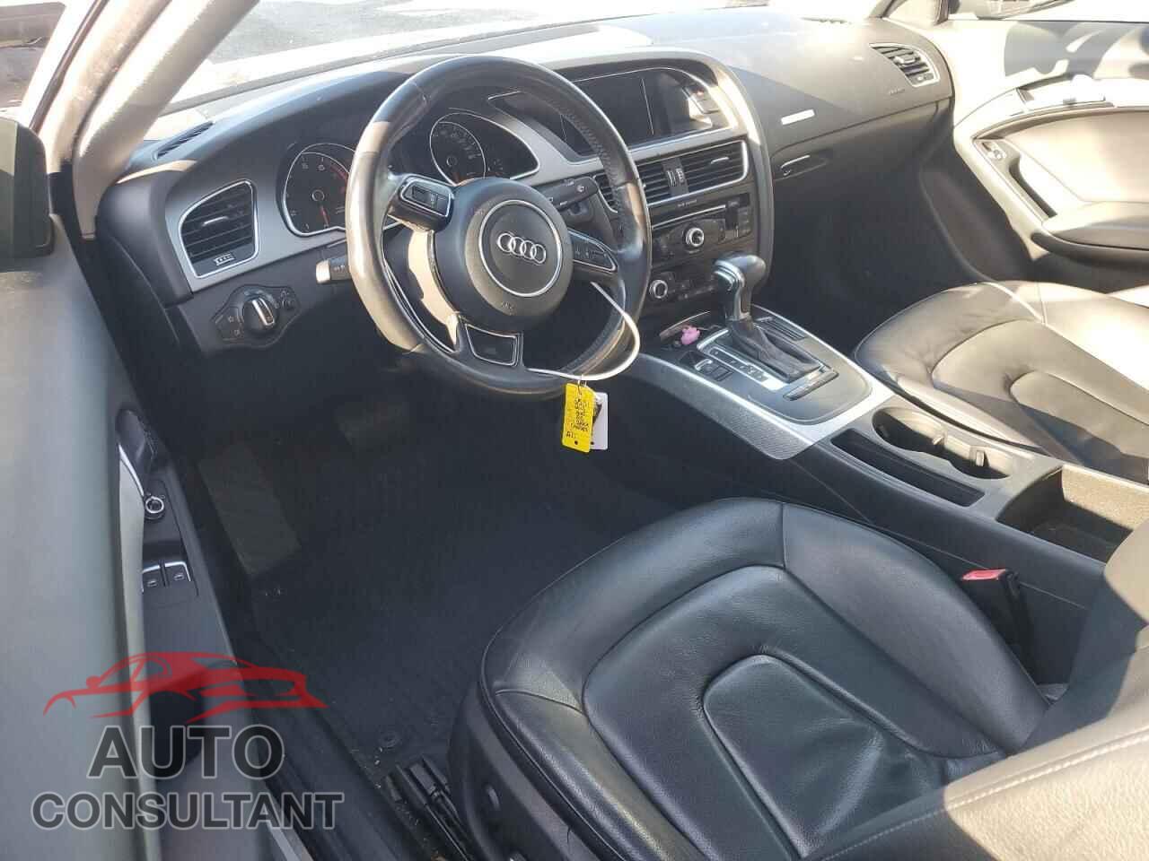 AUDI A5 2013 - WAUCFAFR9DA042588
