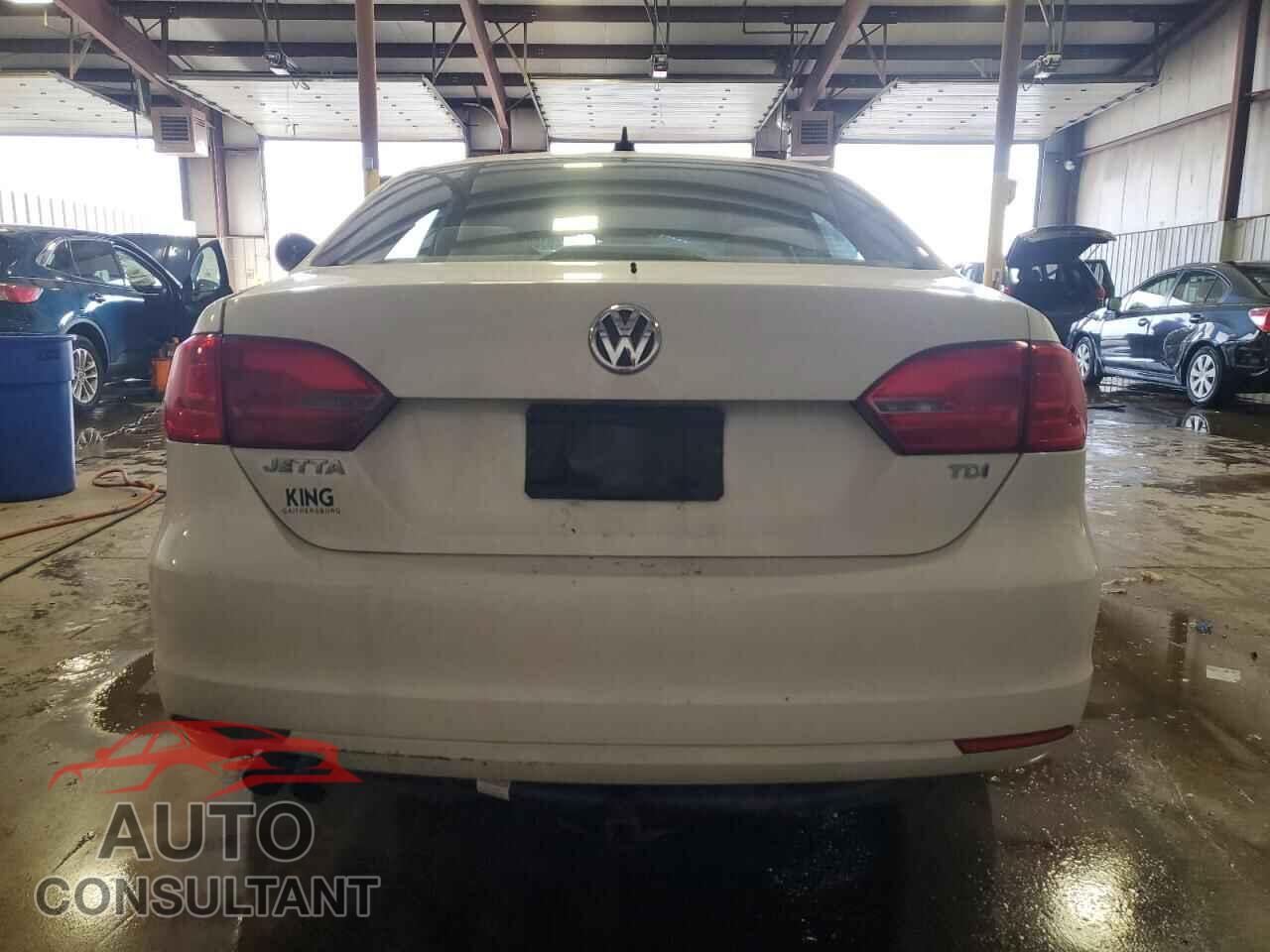 VOLKSWAGEN JETTA 2012 - 3VWLL7AJXCM368737