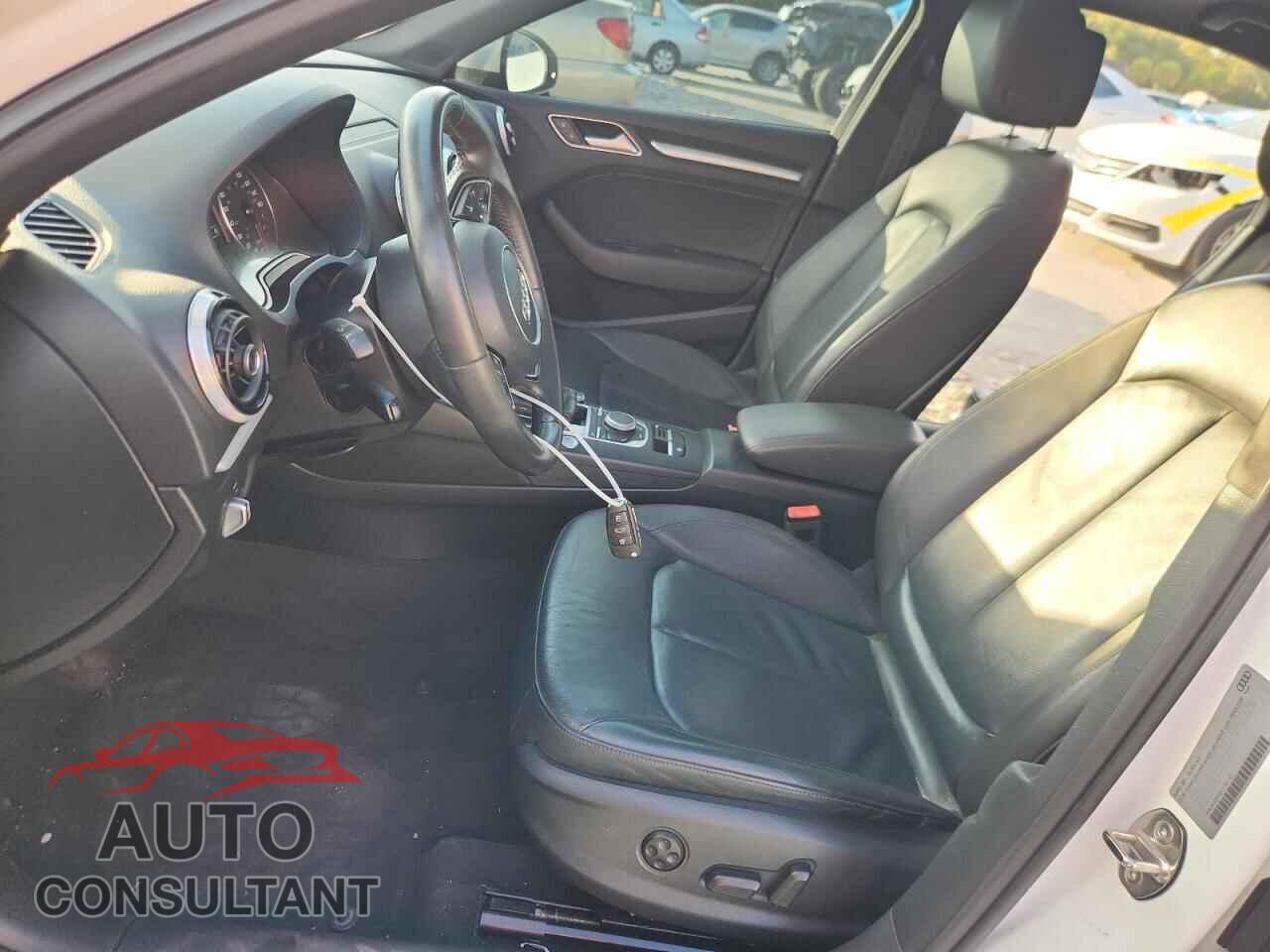 AUDI A3 2016 - WAUA7GFF6G1118110