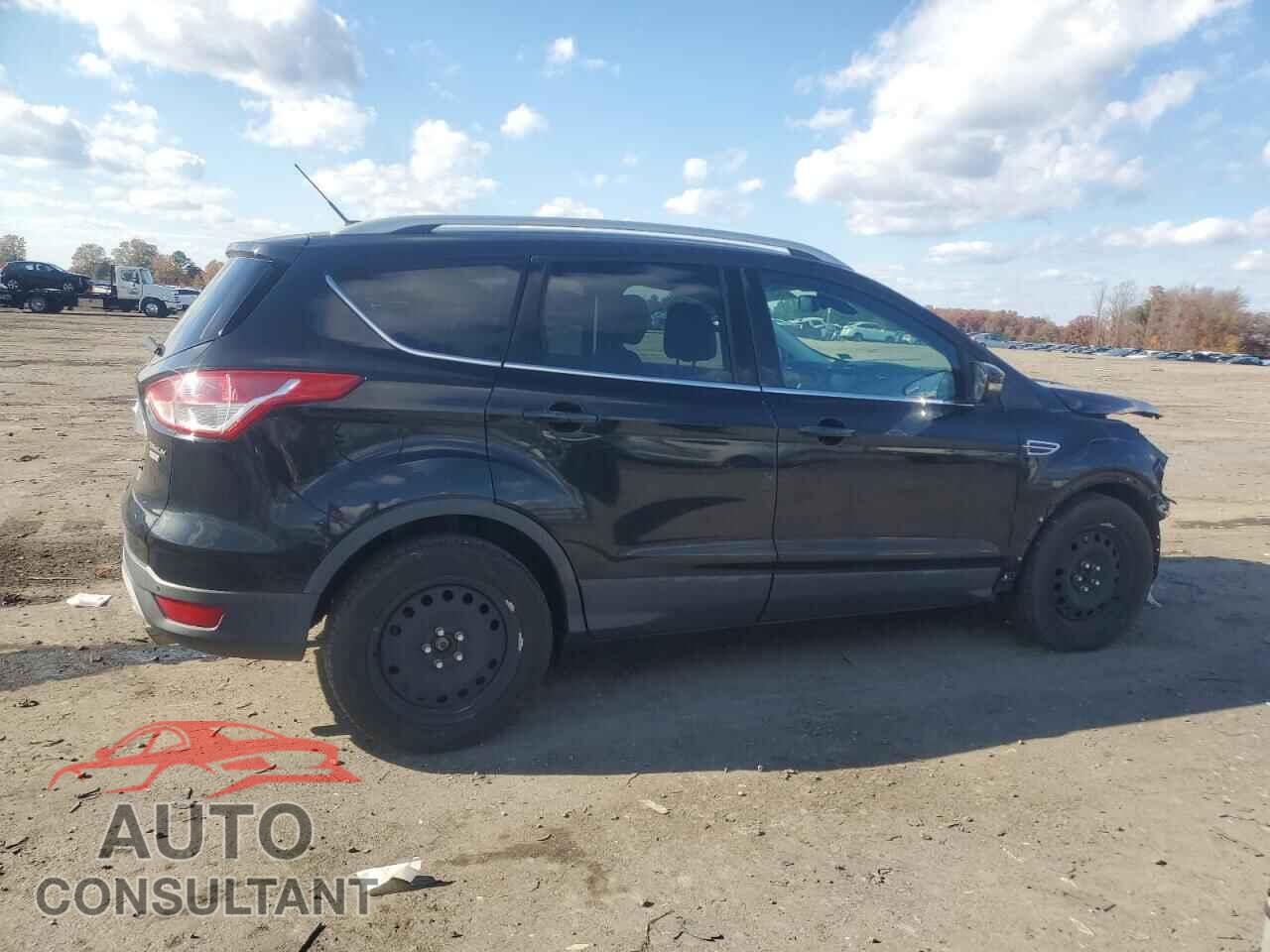 FORD ESCAPE 2015 - 1FMCU9J90FUB16752