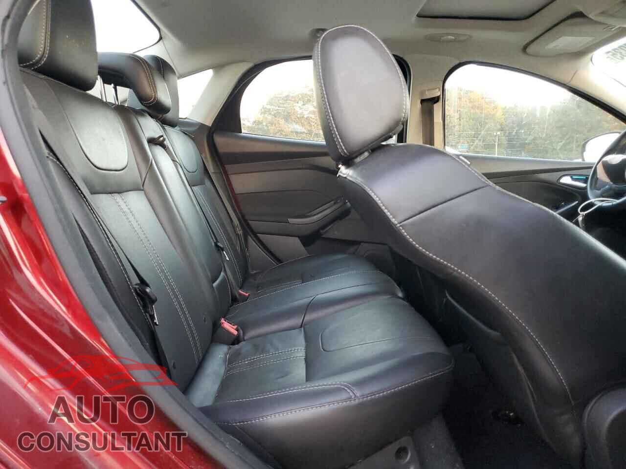 FORD FOCUS 2014 - 1FADP3J2XEL141930