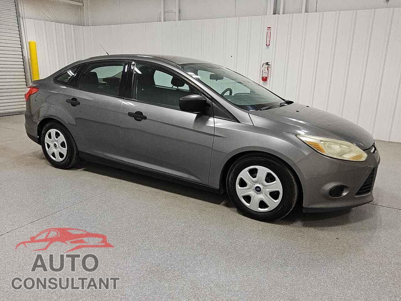 FORD FOCUS 2014 - 1FADP3E29EL374773