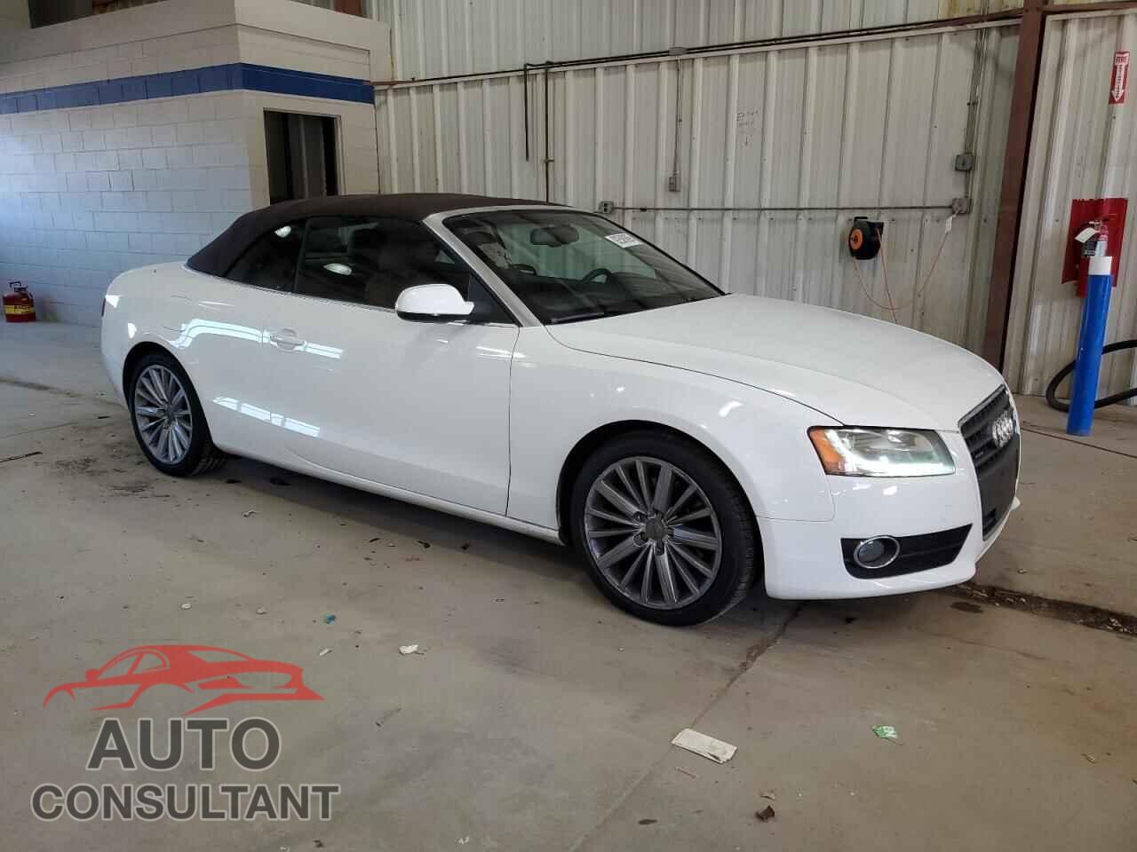 AUDI A5 2012 - WAULFAFH7CN000502