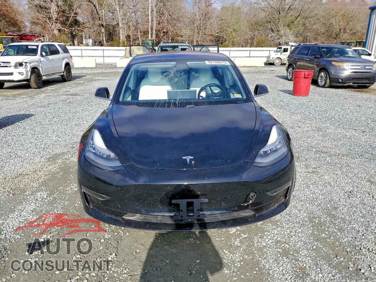 TESLA MODEL 3 2019 - 5YJ3E1EBXKF192580