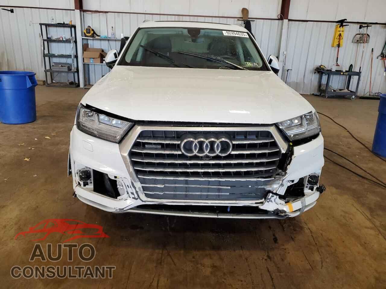 AUDI Q7 2019 - WA1VAAF76KD007943