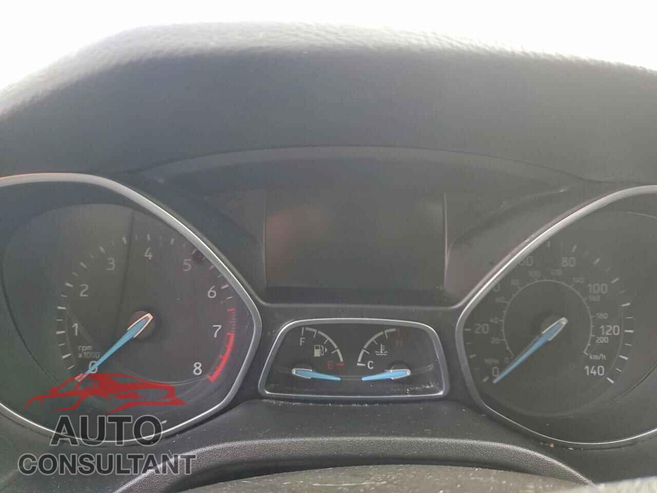 FORD FOCUS 2015 - 1FADP3F24FL246988