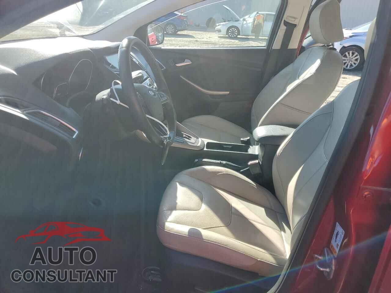 FORD FOCUS 2015 - 1FADP3N23FL333461