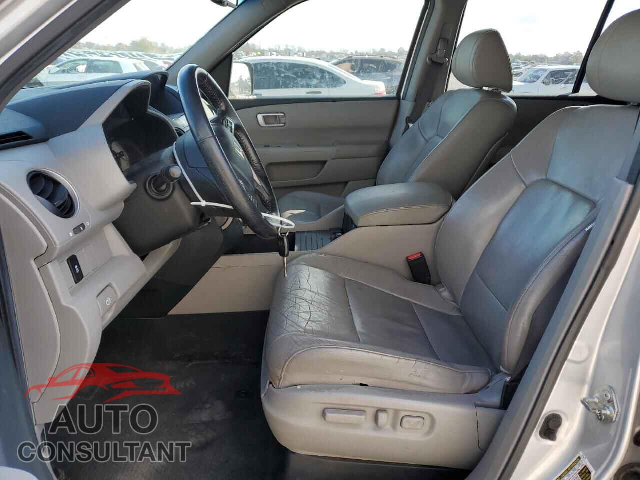 HONDA PILOT 2012 - 5FNYF3H66CB020352