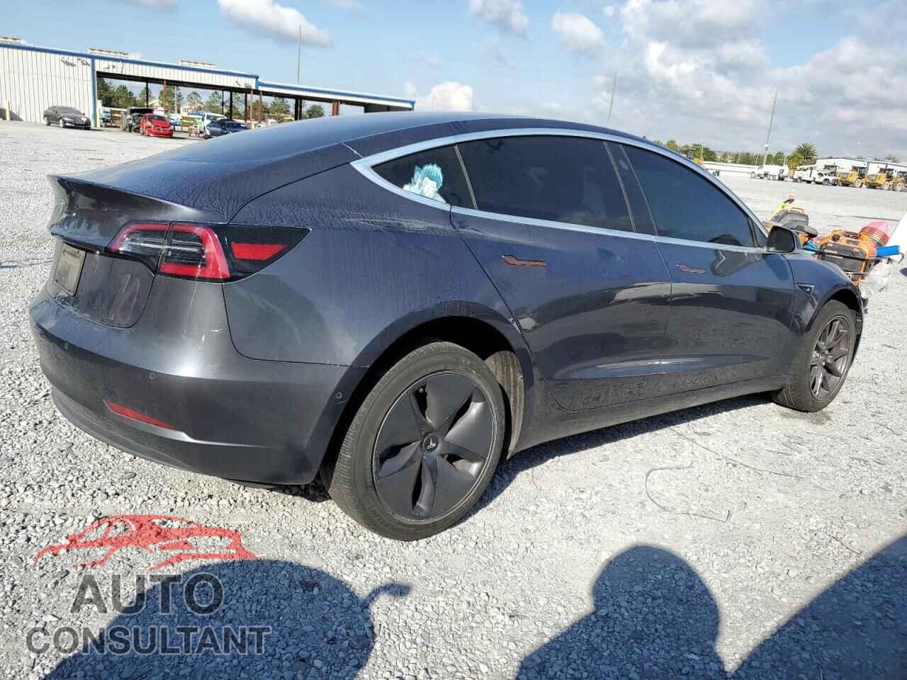 TESLA MODEL 3 2020 - 5YJ3E1EA2LF597132