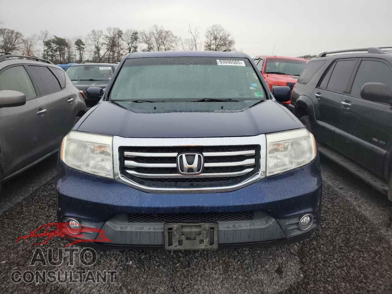 HONDA PILOT 2013 - 5FNYF4H98DB010682