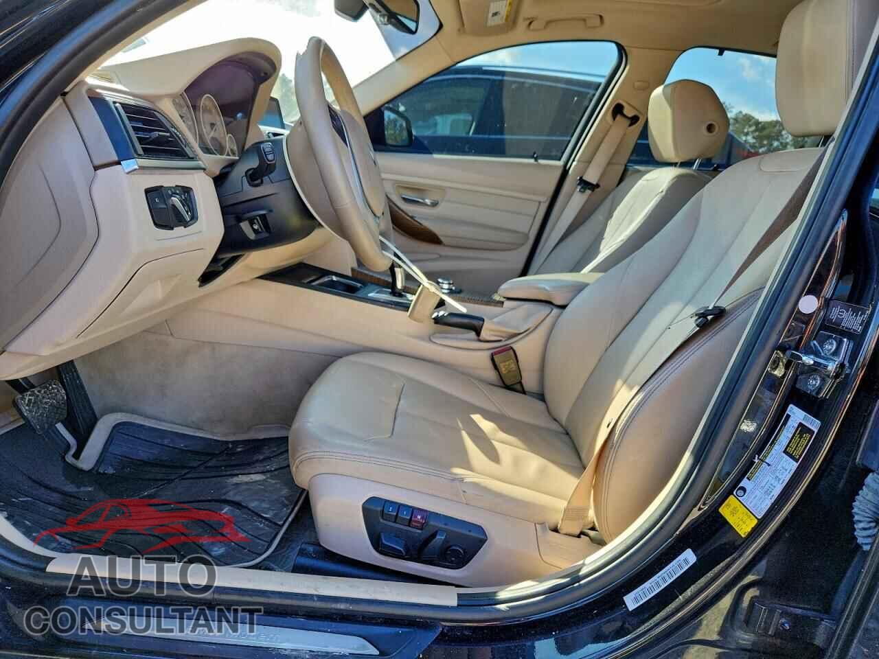BMW 3 SERIES 2012 - WBA3A5C55CF256180