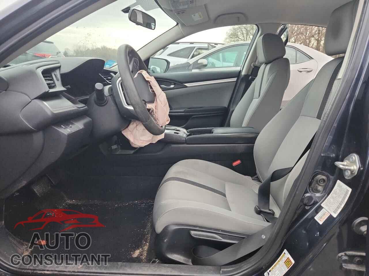 HONDA CIVIC 2018 - 2HGFC2F53JH520269