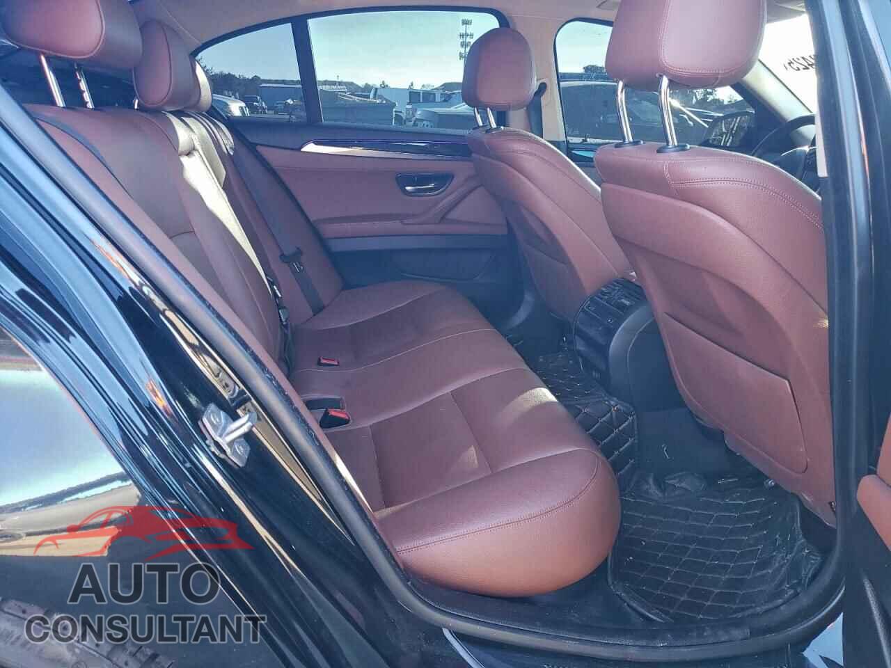 BMW 5 SERIES 2015 - WBA5A7C53FD628555