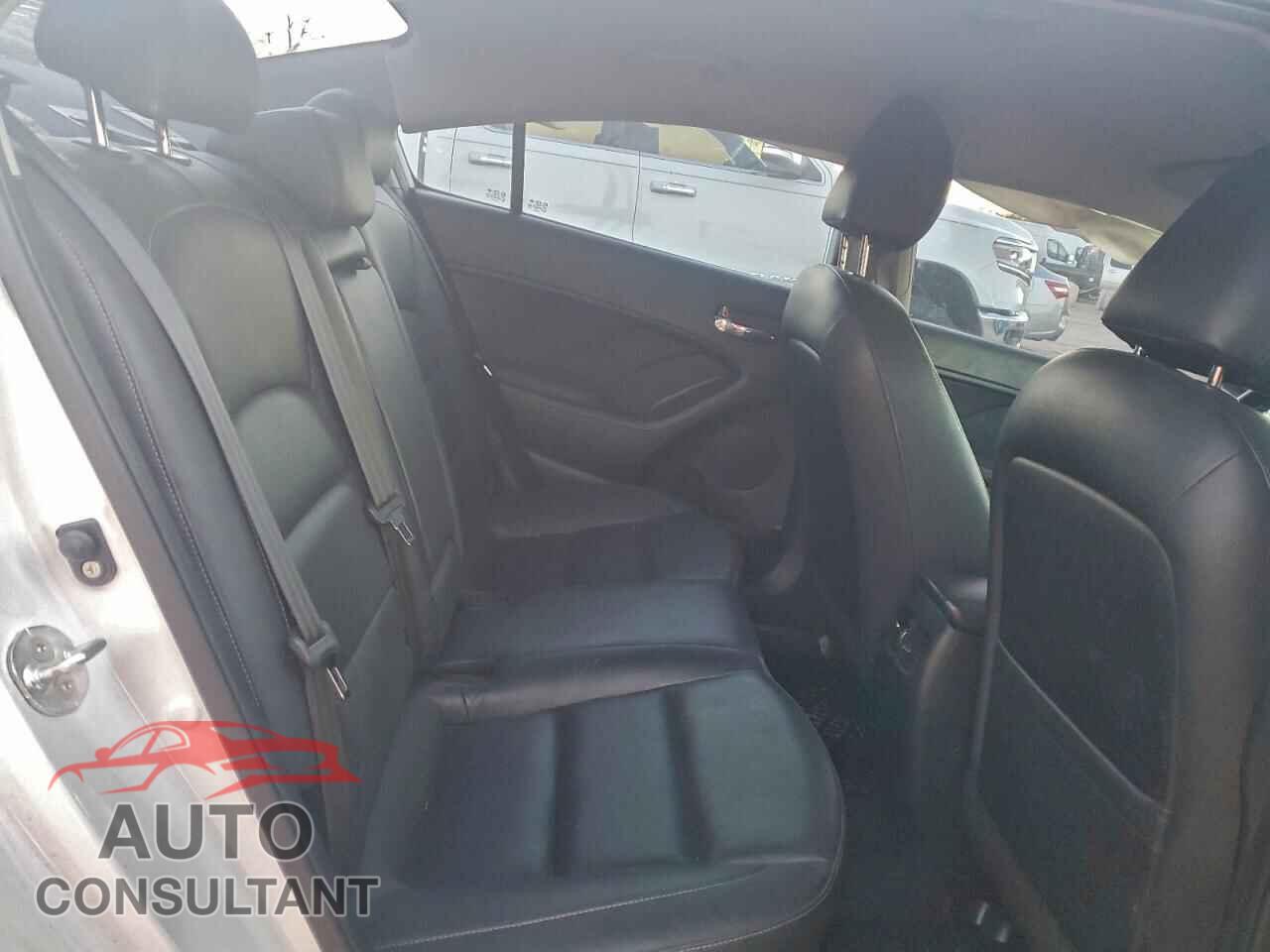 KIA FORTE 2017 - 3KPFL4A80HE054186