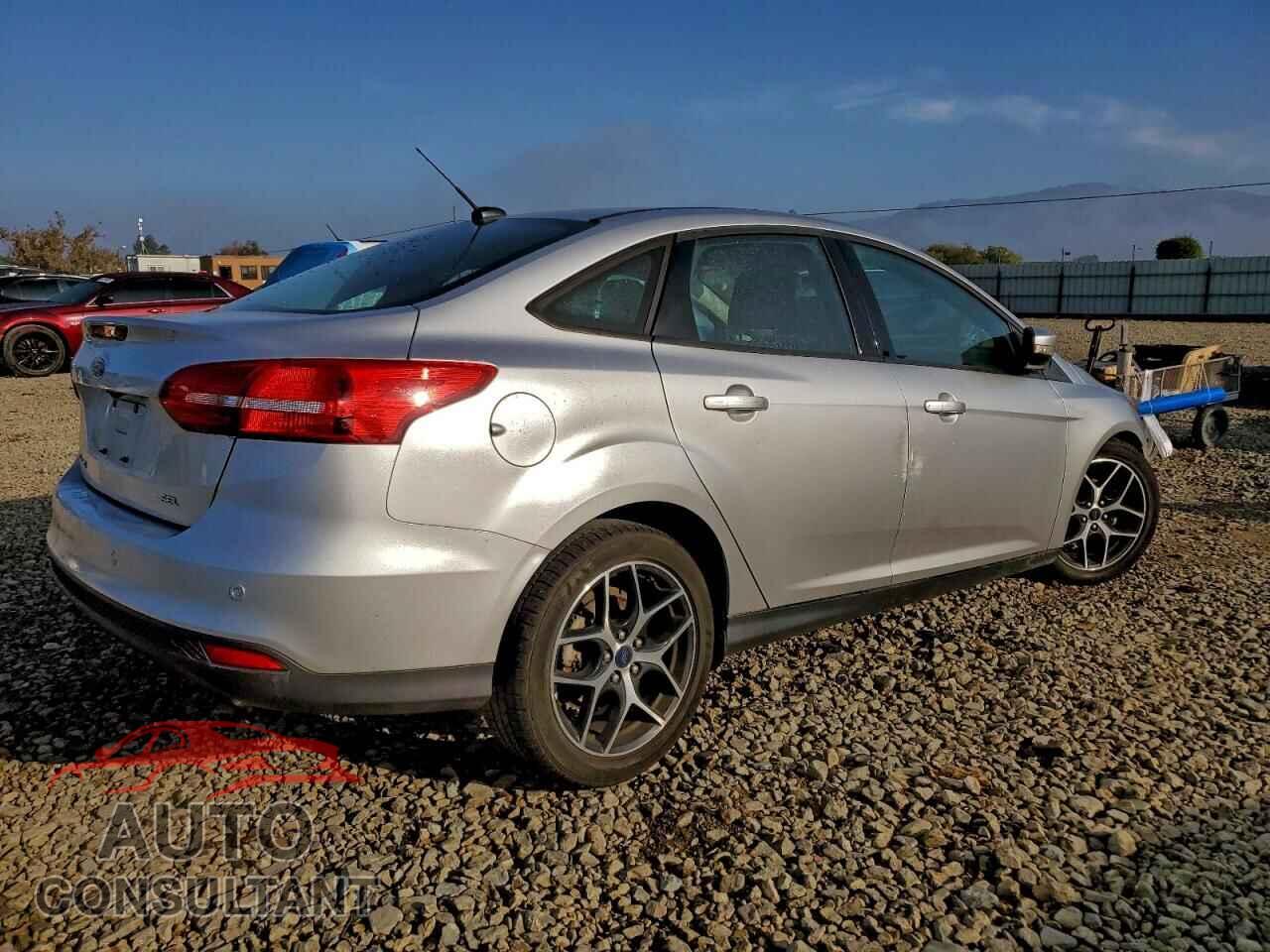 FORD FOCUS 2017 - 1FADP3H21HL277745
