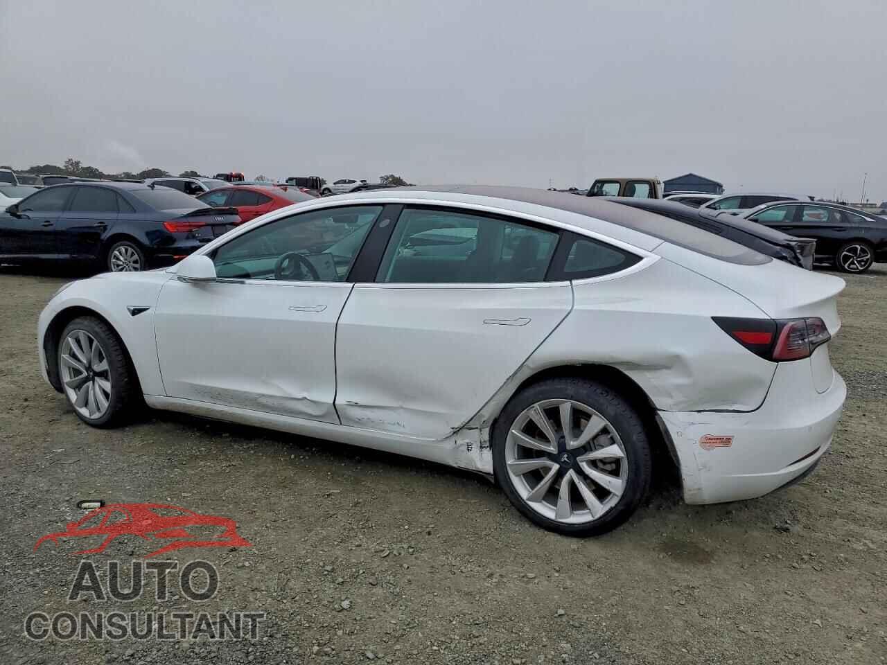 TESLA MODEL 3 2018 - 5YJ3E1EB9JF134250