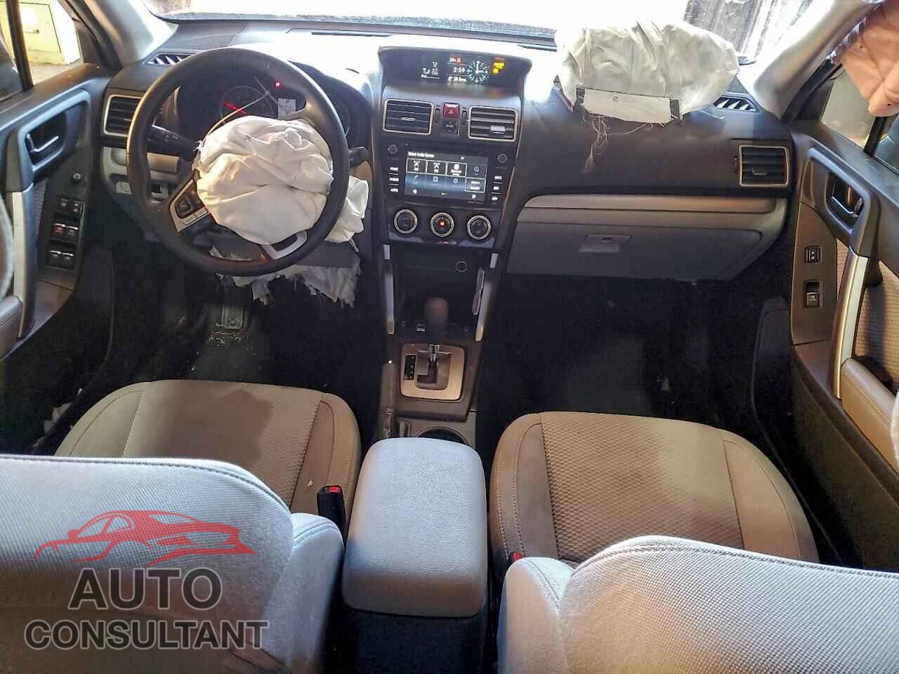 SUBARU FORESTER 2017 - JF2SJAEC2HH406908