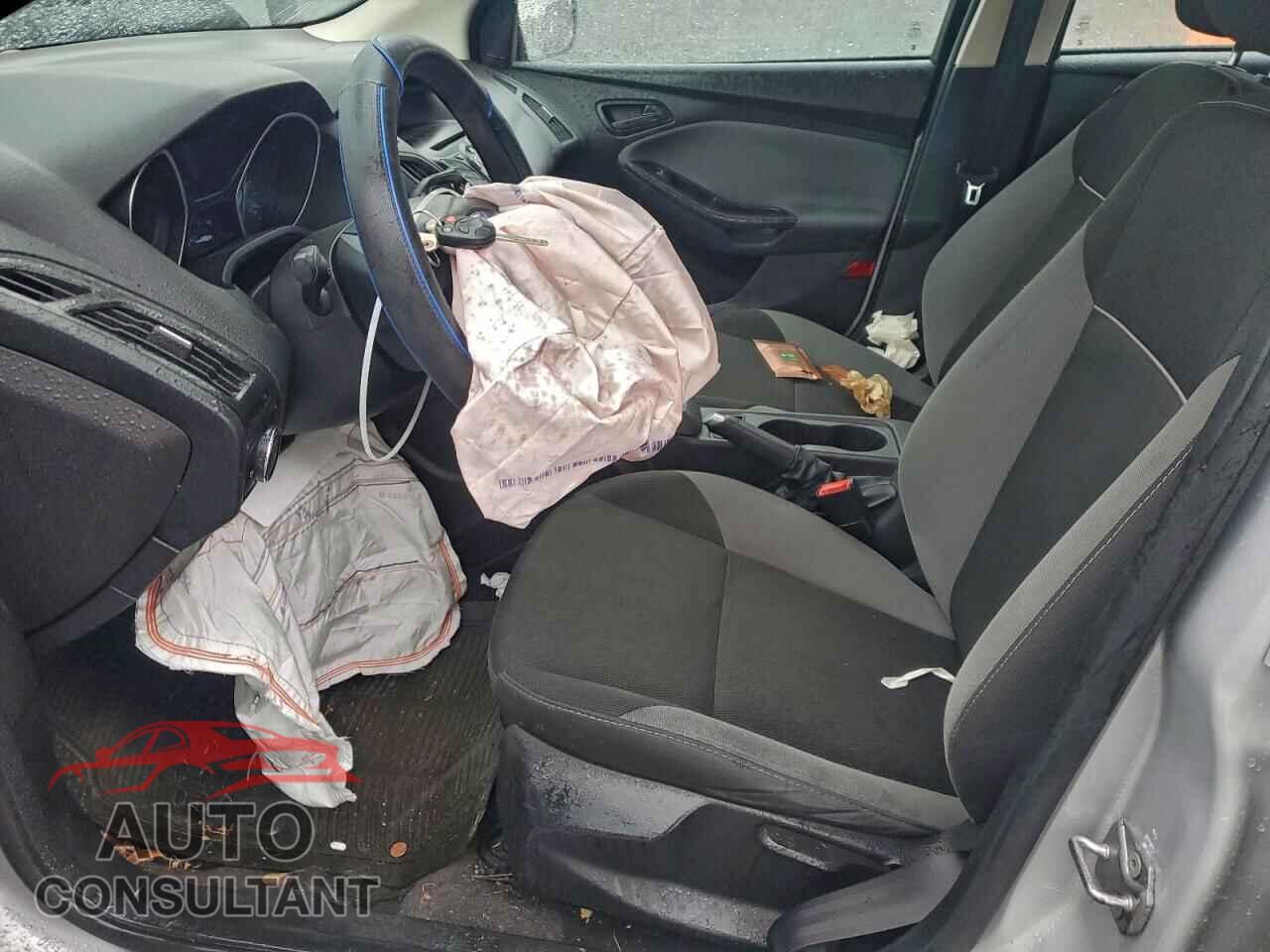 FORD FOCUS 2014 - 1FADP3E2XEL350109