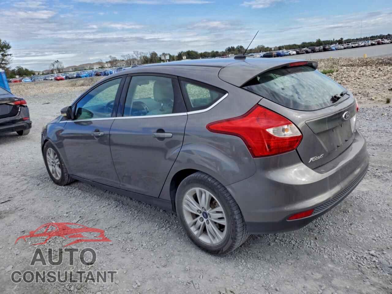 FORD FOCUS 2012 - 1FAHP3M20CL320455