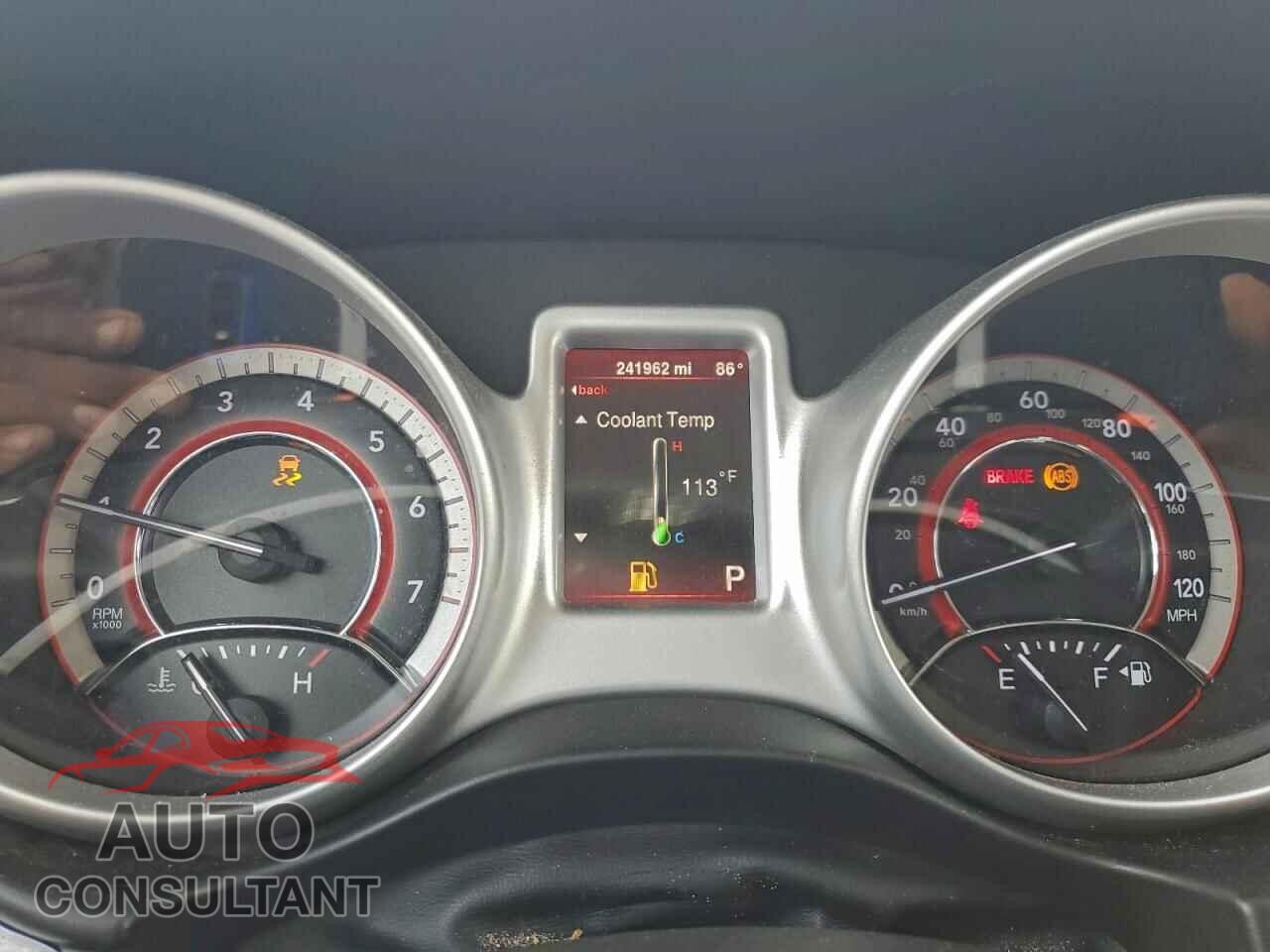 DODGE JOURNEY 2015 - 3C4PDCAB2FT573420