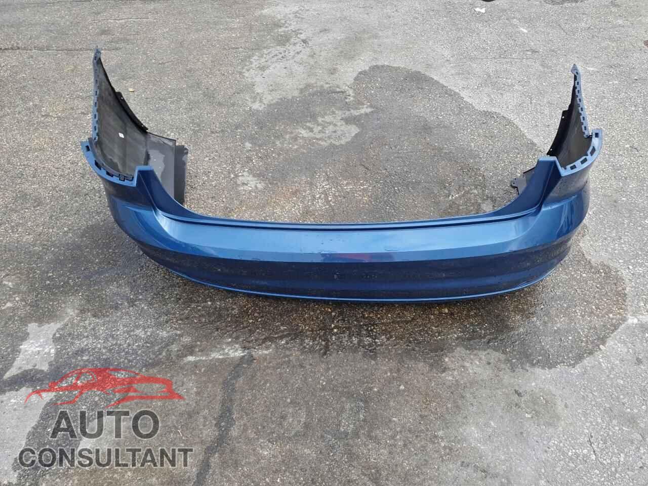 VOLKSWAGEN JETTA 2017 - 3VW2B7AJ2HM293845