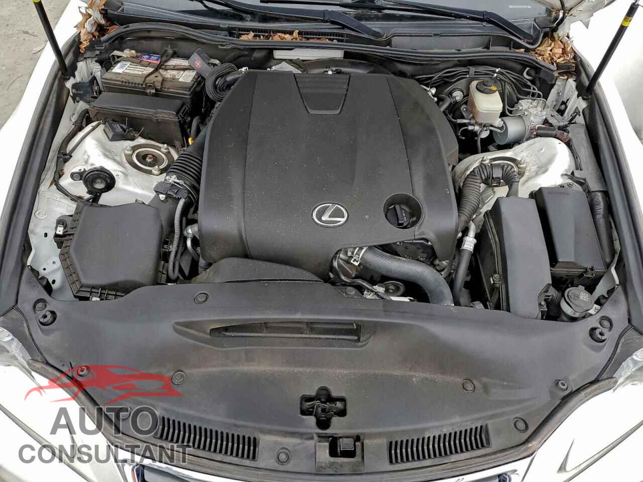 LEXUS IS 2015 - JTHCF1D22F5029541