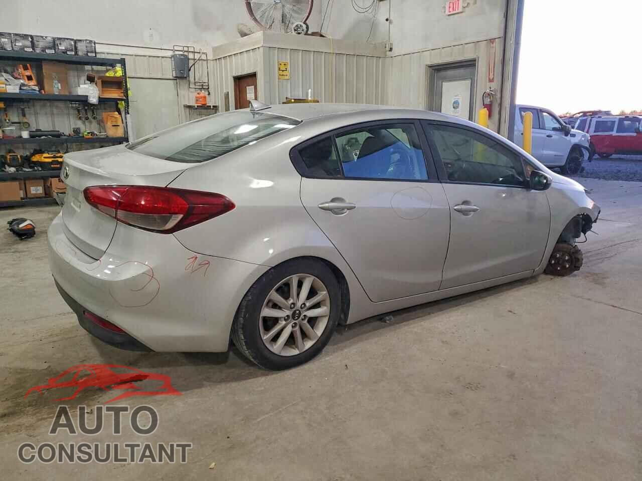 KIA FORTE 2017 - 3KPFL4A71HE009166