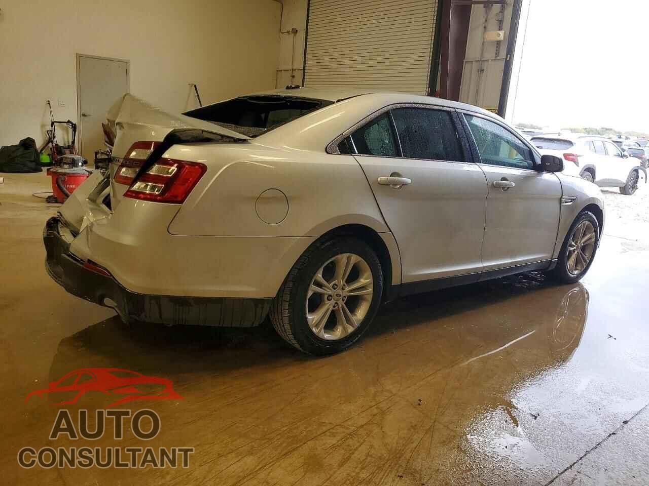 FORD TAURUS 2013 - 1FAHP2E81DG192735